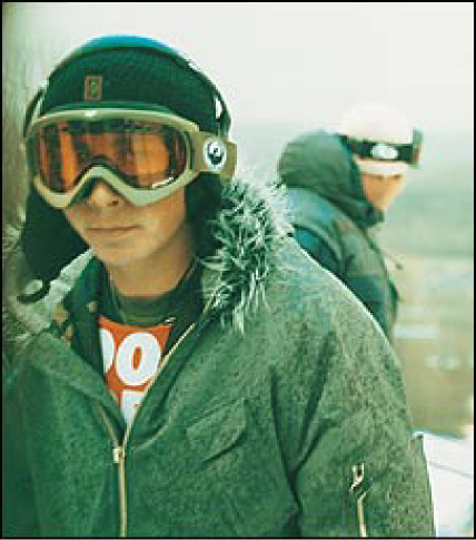 yo soy de zac y vivio en telluride colorado aqui esta una foto mia cuando termone de snowboarding