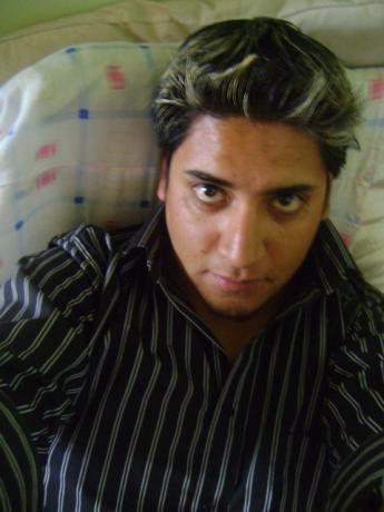 HOLA PS SOLO ESPERO K LAS CHIKAS M DEJEN SU CORREO P CONACTARLAS Y HACER AMISTAD