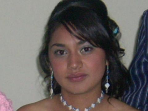 hola  sigo  esperando  a  una  dama  csada  ok  besitos.....