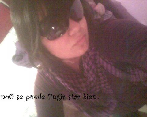 s dificil acepthar la realidad aun mas cuando0 t lo0 reqrdan mucho0 mas :(