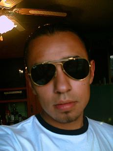 Hola, yo soy angel, tengo 18 aÃ?Â±os, deja tu comentario, y si quieres conocerme mejor entra a mi espacio 

http://spaces.msn.com/members/tupacsito/
