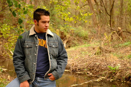 hey que onda como estan>? bueno pues yo soy de Sombrerete Zac!! tengo 17a/e casi 18! me gusta bailar, actuar, cantar, nadar y viajar, la musica electronica pop bueno casi de todo.  No esoy en Zac ahoritha vivo en Minnesota USA pronto estare por alla <:0). Bueno si quieren saber mas de mi oh platicar con migo zacmez17@hotmail.com. Saludos a todos desde Minnesota!!! Bye