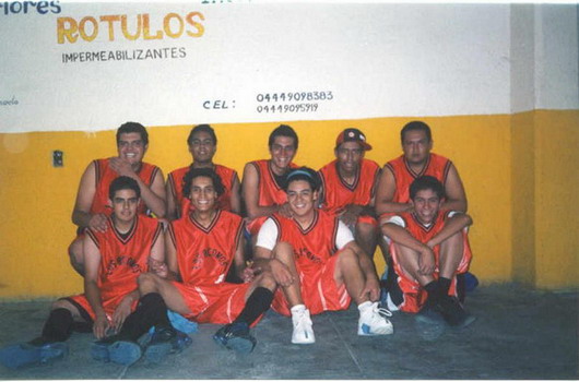 ESTE ERA MI EQUIPO DE BASKETBOL EN ZAC.