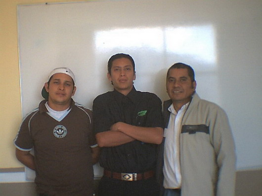 EL BUENO, EL MALO Y EL FEO . ESCOJAN MUÃ?â??ECAS

*Mas Informacion en su Nick